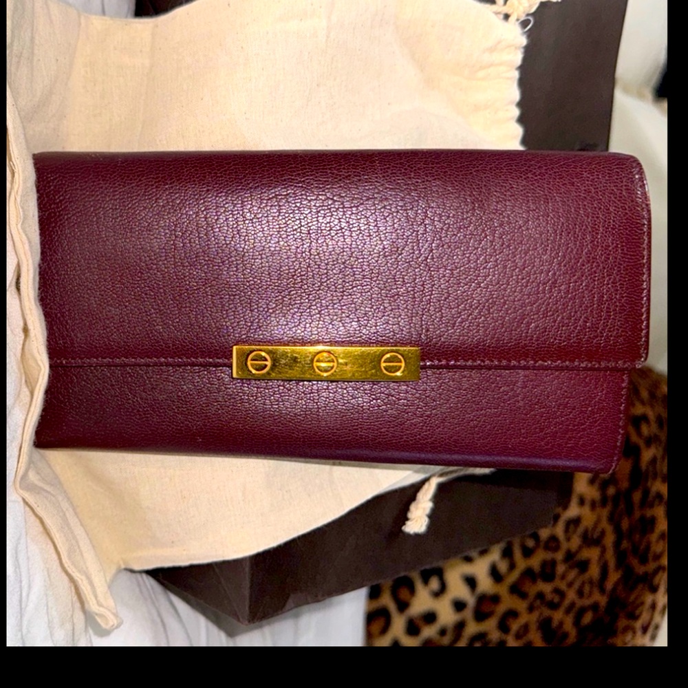 Vintage Cartier burgundy Wallet with High-Quality Leather and Minimalist Design